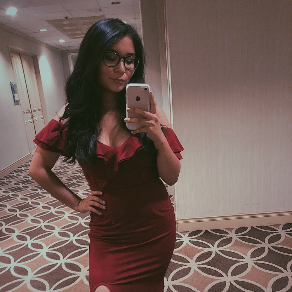 Meet your Posher, Daniela